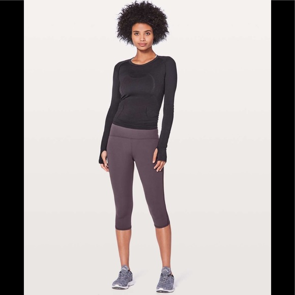 Lululemon purple Train Time crop leggings - Picture 3 of 7